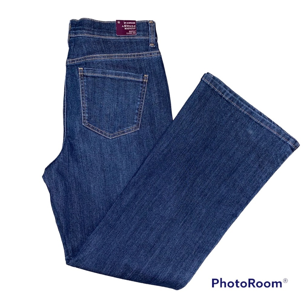 NWT Gloria Vanderbilt Amanda Bootcut Size 8P Classic Rise.